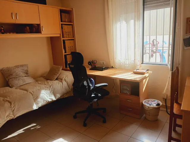 Ático reformado 5 dormitorios en Cáceres centro — 33