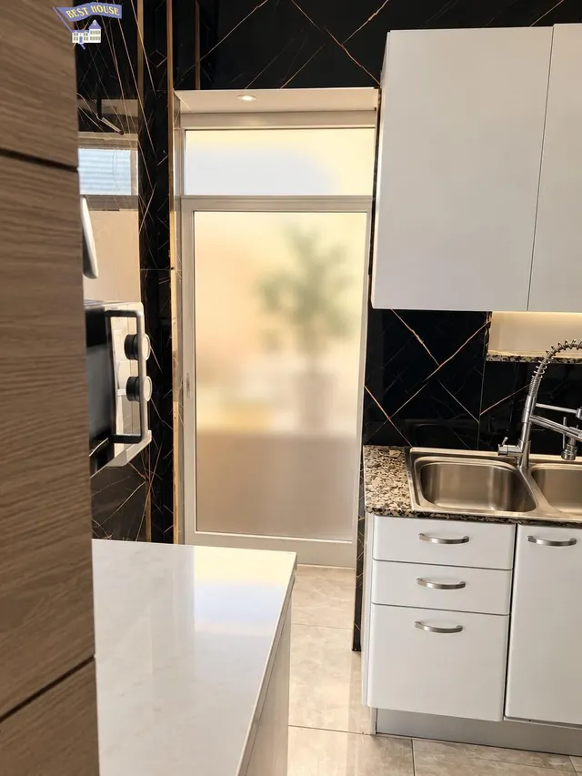 PISO LUMINOSO, REFORMADO Y BIEN COMUNICADO DE 2 habitaciones - foto 3