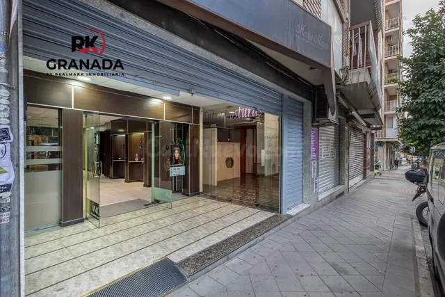 Local comercial en Pajaritos.
