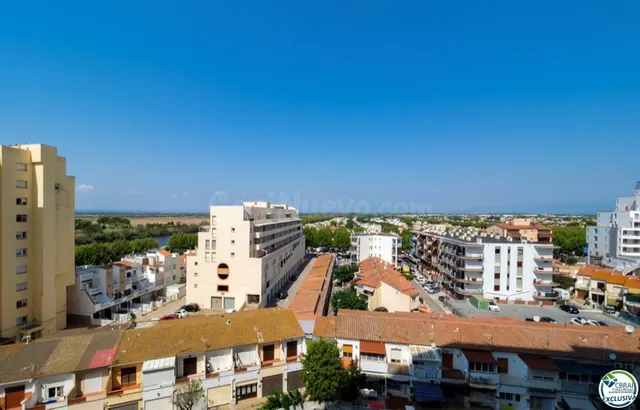 Apartamento idealmente situado en primera línea de mar - foto 3