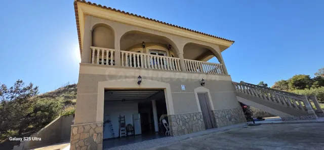 ESPECTACULAR VILLA EN VENTA EN ÁGUILAS - foto 2