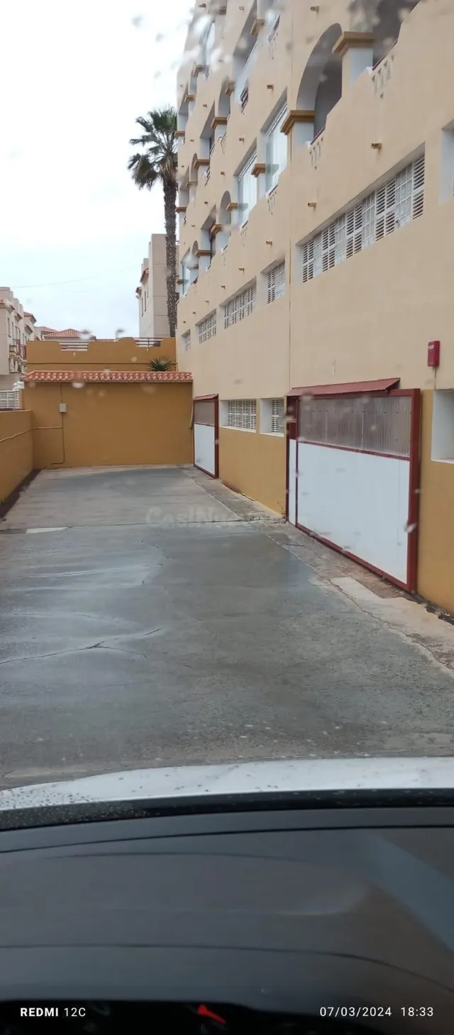 Venta de garaje en Almerimar Conde de barcelona