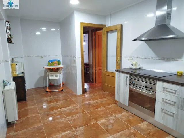 SE VENDE ADOSADO EN POZOHONDO