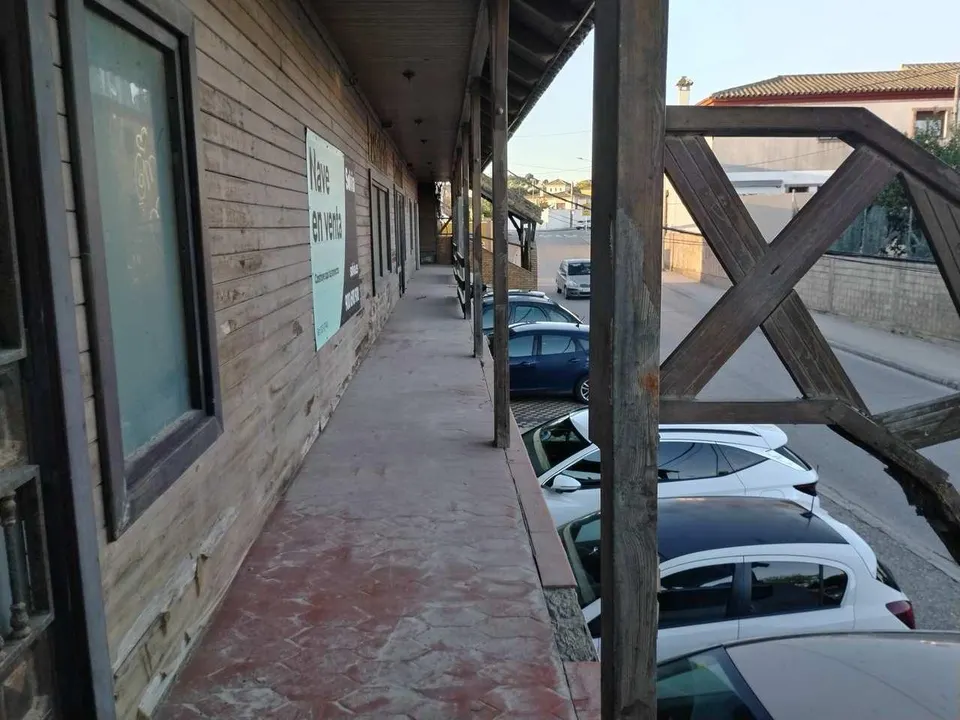 Amplia Nave Industrial en Algeciras - Oportunidad Única
