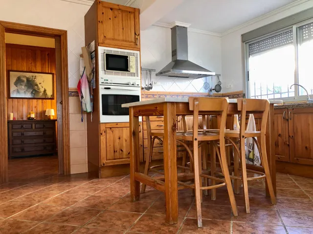 Villa en Guardamar. Primera línea con acceso directo a la playa — 16