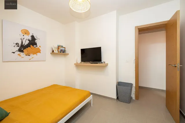 Piso Reformado en Zona Comercial y Universitaria de Granada - €330,000 — 15