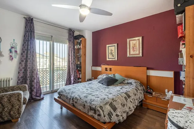 Encanto, luz y calidad de vida en Ogíjares, a un paso de Granada Vendemos esta casa — 25