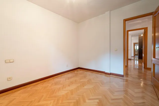 Excepcional chalet pareado cerca a Avenida Europa en Pozuelo de Alarcón — 45