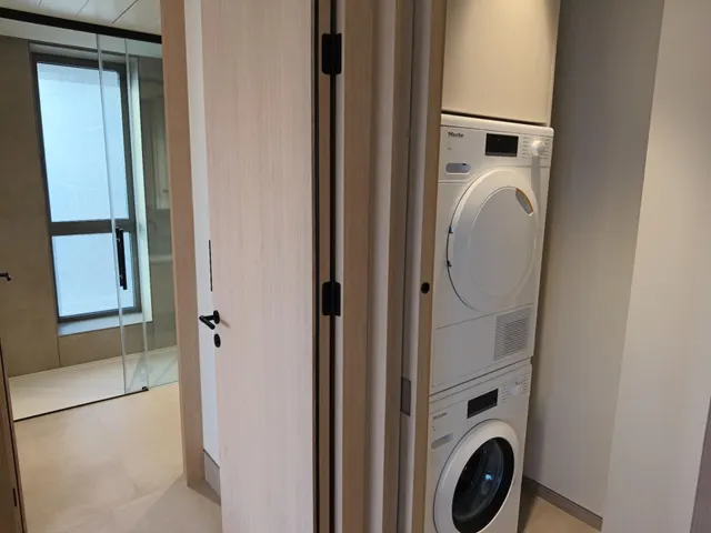 EXCLUSIVO PISO EN LAS MALAGA TOWERS VISION A ESTRENAR — 24