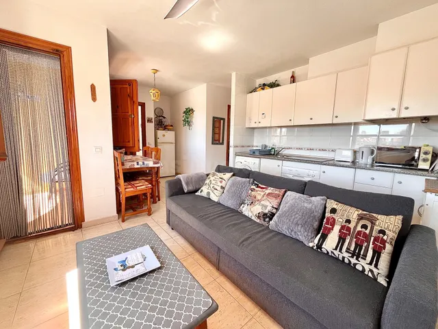 2 BEDROOM APARTAMENTO SE VENDE EN PLAYA FLAMENCA - foto 5
