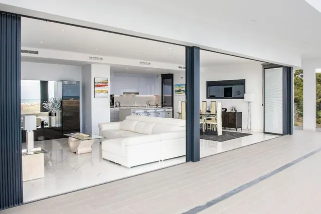 Villa Solana. Impresionante villa de nueva construcción en venta con vistas al mar — 18