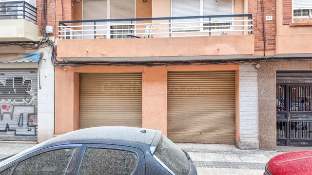 Gran oportunidad de inversión: local con posibilidad de ampl - foto 3