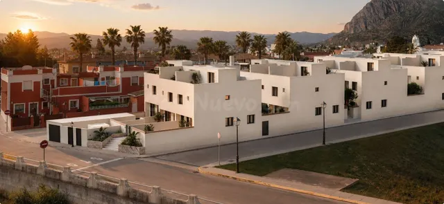 Svetla Village. Nuevas casas adosadas en venta en Els Poblet
