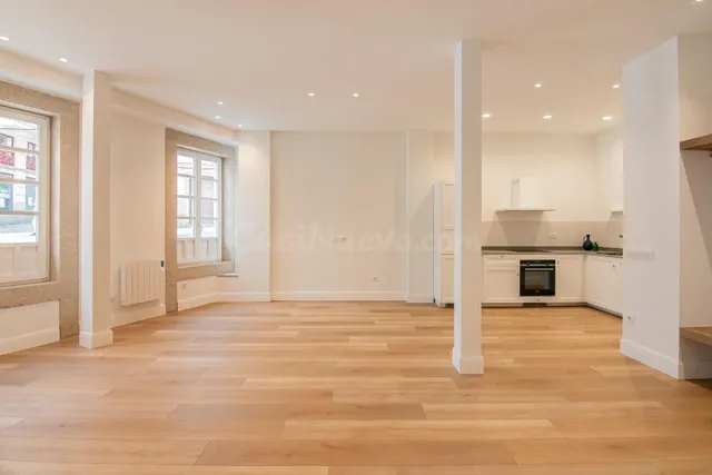 Loft singular, con rehabilitación a estrenar, en la Ciudad V - foto 2