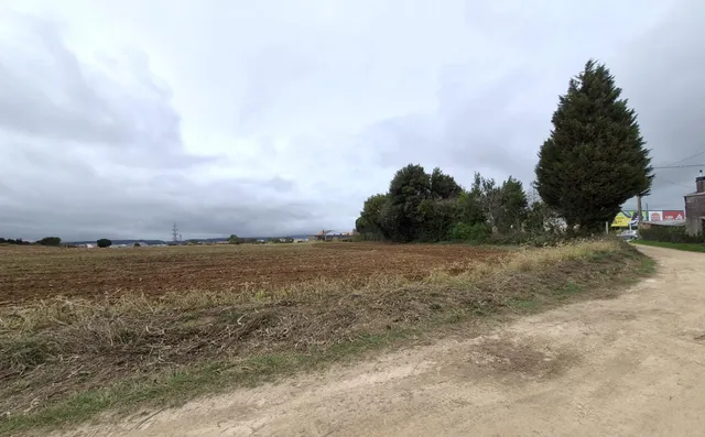 Oportunidad Inmobiliaria en Lugar de Quintáns (Carballo) — 6
