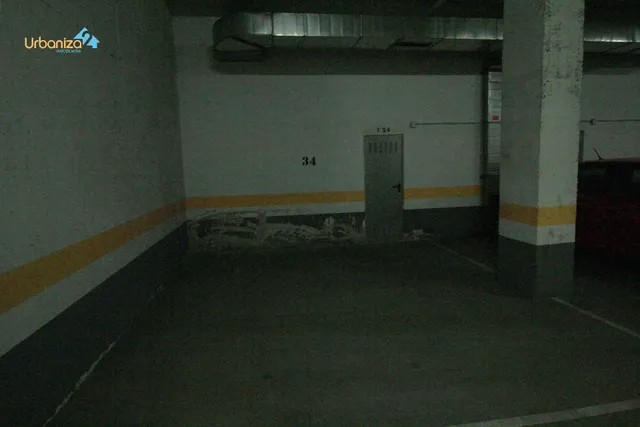 Piso con amplia terraza en Ciudad Jardín — 32