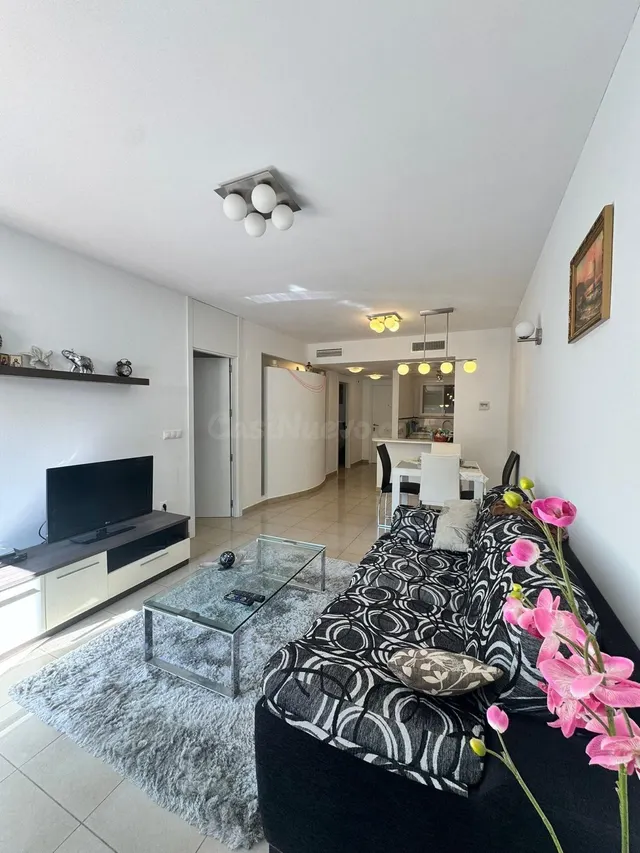 Precioso apartamento en planta baja con jardín privado, terr - foto 5