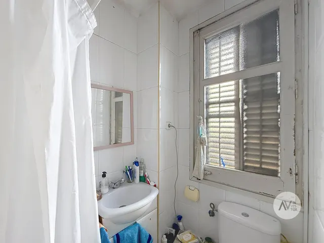 Amplio Piso en Sant Gervasi - La Bonanova, Ideal para Reformar — 38