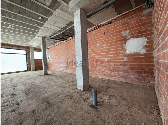 Exclusivo Local Comercial en el Centro de Negocios Sur - Ben - foto 4