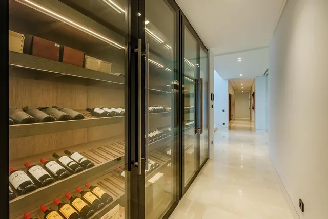 VILLA DE LUJO EN URBANIZACIÓN LA QUINTA, BENAHAVIS — 19