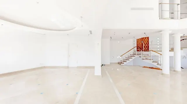 Chalet 5 habitaciones 919m² en venta - Puerto de la Torre — 10
