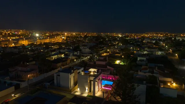 GRAN VILLA EN TORREVEIJA: 3 HAB, 3 BAÑOS — 21