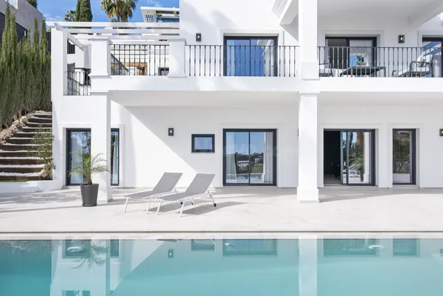 Chalet 5 habitaciones 537m² en venta - Costa del Sol - foto 3