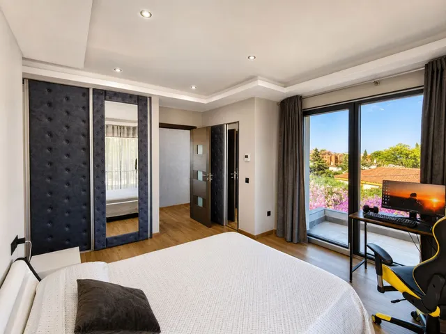 Chalet 3 habitaciones 260m² en venta - Costa Del Sol — 43