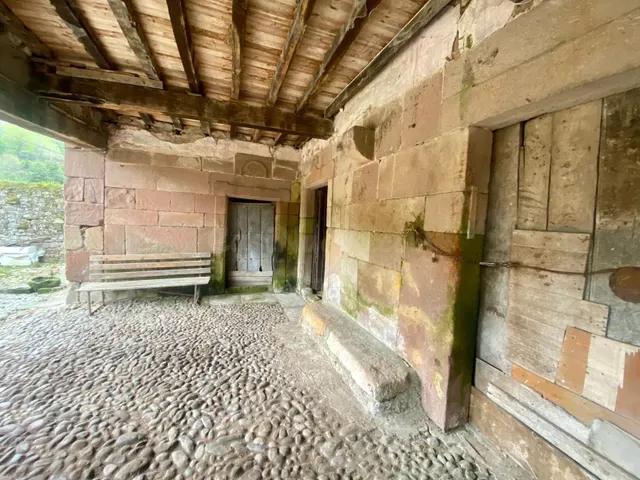 CASA MONTAÑESA CON JARDÍN EN SANTIBAÑEZ - foto 3