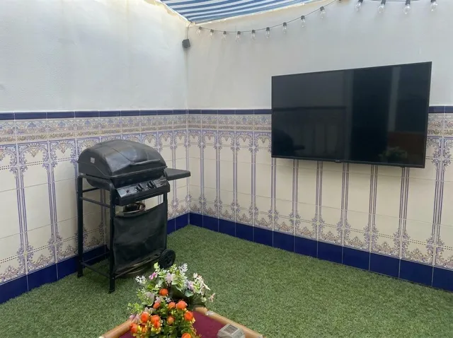 PRIMERO CON DOS SUPER PATIOS — 13