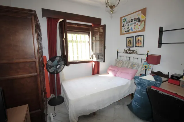 CHALET EN VENTA EN URBANIZACIÓN ROSALEDA DE LA PLATA — 19