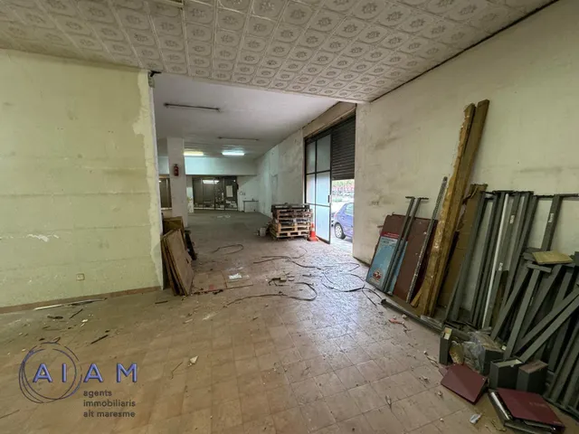 LOCAL COMERCIAL EN VENTA — 8