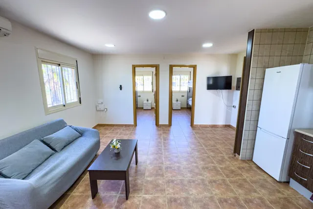 Espectacular finca rústica vallada con viviendas, salón de eventos y piscina en Fuente Álamo — 10