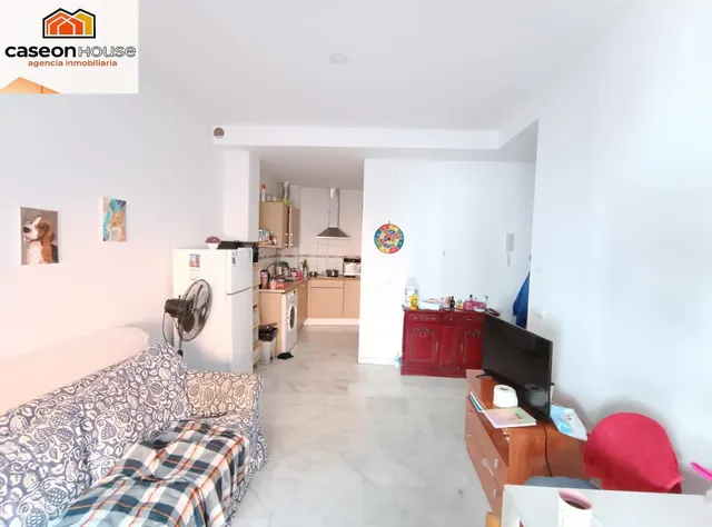 Acogedor piso exterior de 60 m2, en planta primera, con dos 