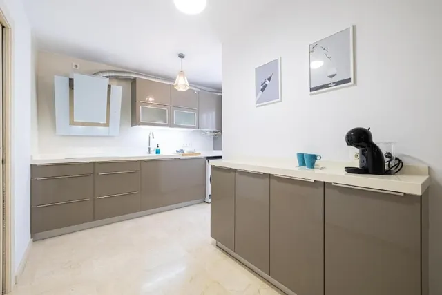 Magnífico piso en pleno centro de Fuengirola — 9