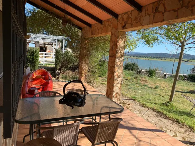 VIVIENDA CON VISTAS LAGO SIERRA BOYERA — 10