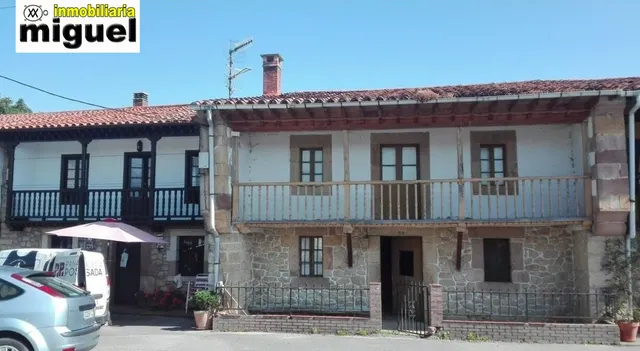 Se vende gran casa de piedra con cuadra anexa en Herrerías — 2