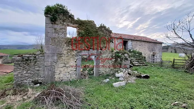 CASA Y CABAÑA PARA REHABILITAR. SOLORZANO — 34