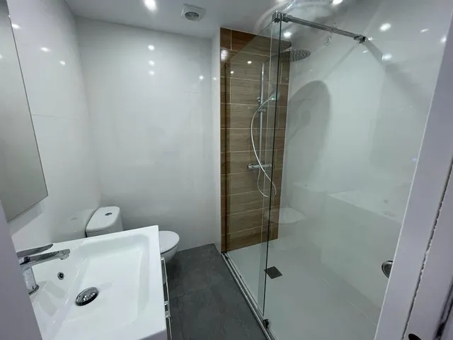 Piso completamente reformado en Las Colinas. — 10