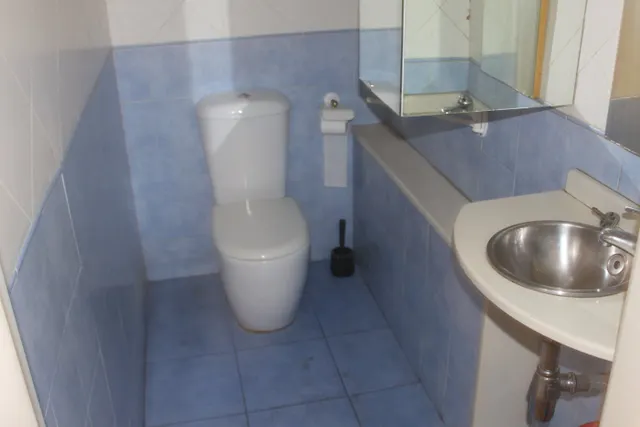 LOCAL COMERCIAL LINARES RIVAS — 10
