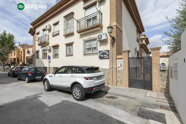 Ático en venta en La Zubia — 6