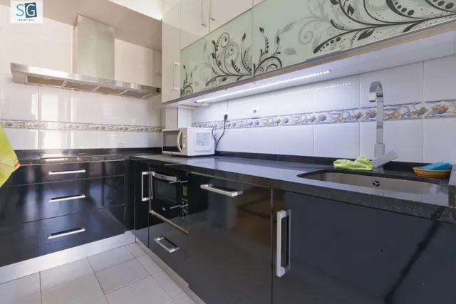 Piso en el centro de Armilla con patio privado de 66m — 17