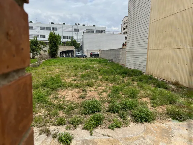Terreno para edificar pb+4 en Vilanova i la Geltrú — 2