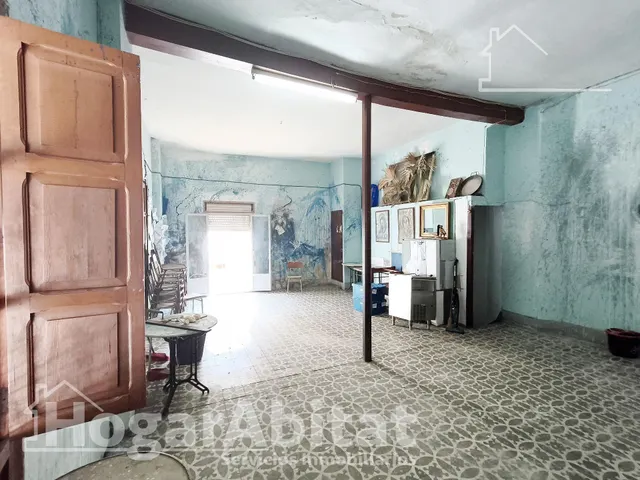 ¡PERFECTO PARA INVERTIR! CASA LUMINOSA Y ESQUINERA, CON LOCAL COMERCIAL — 8