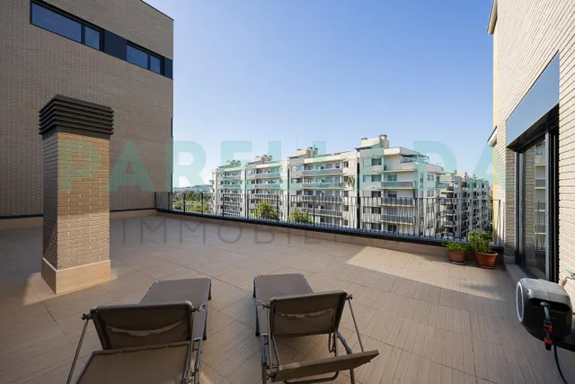 Precioso Ático de obra seminueva  con 2 plazas de aparcamiento y 2 trasteros incluidos — 25