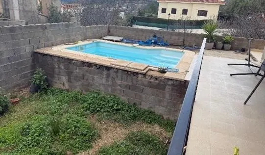 Amplia casa en Castellnovo con piscina - foto 3