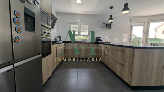 Exclusivo Chalet Reformado en Caceres - R-66 por 594.900€ — 22