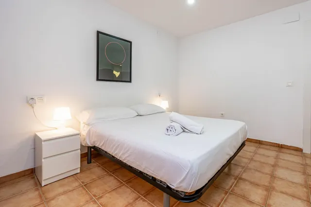ALQUILER PARA ESTUDIANTES (ZONA REALEJO) — 20