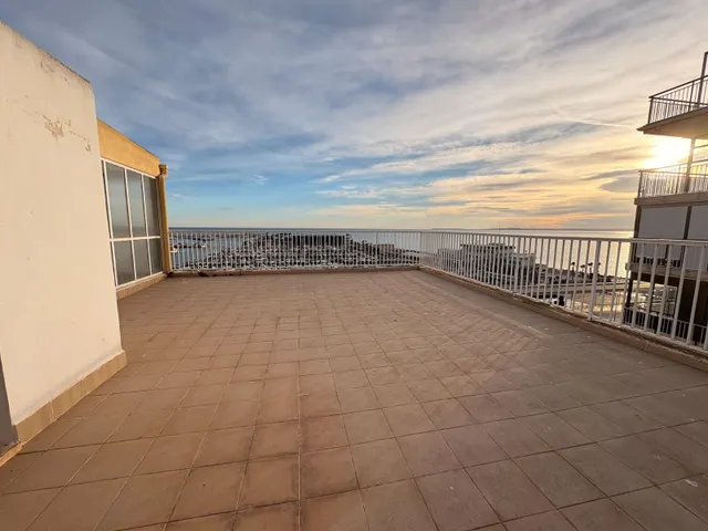 Apartamento 3 habitaciones 200m² en venta - Club nautico - foto 2