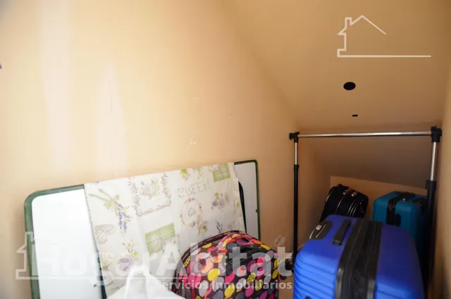 ¡MAGNÍFICO ADOSADO! AMPLIO Y LUMINOSO CON TERRAZA Y TRASTERO — 25
